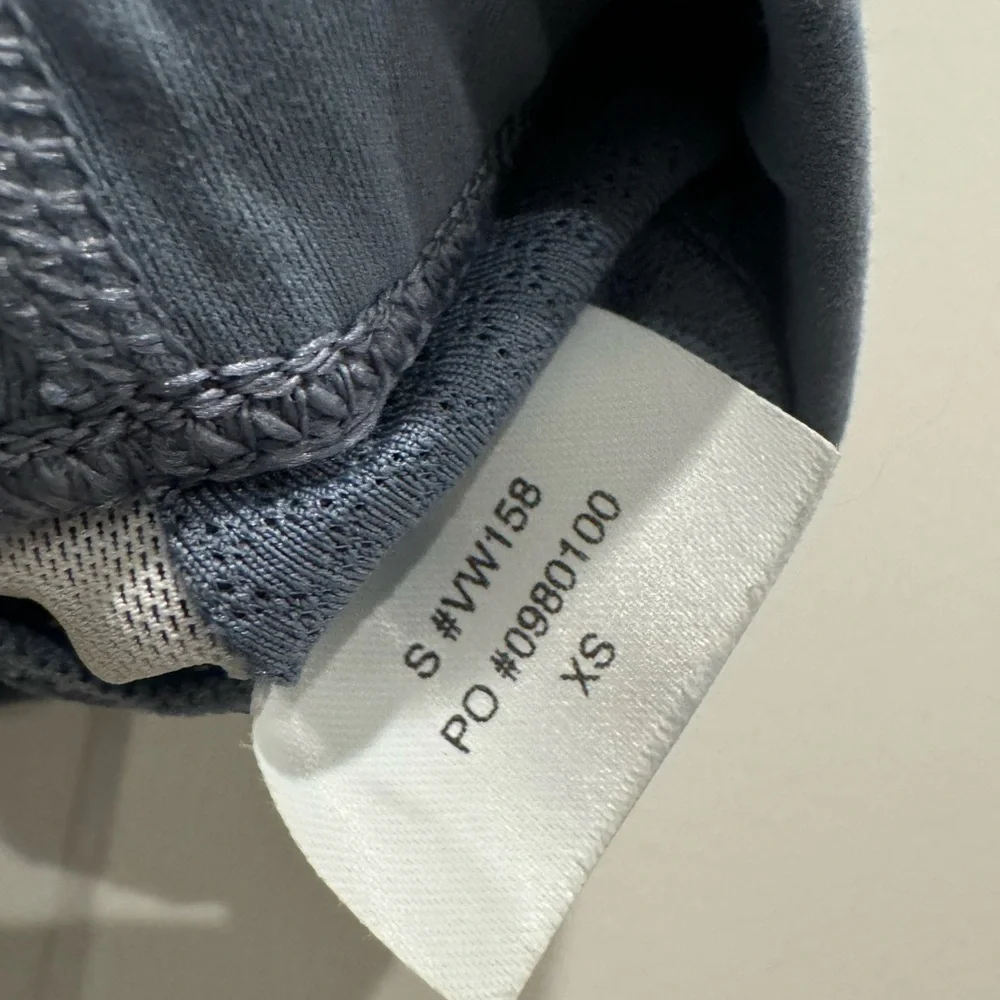 Vuori daily bra light azure Blue Sports Bra size xs medium support - Picture 5 of 5